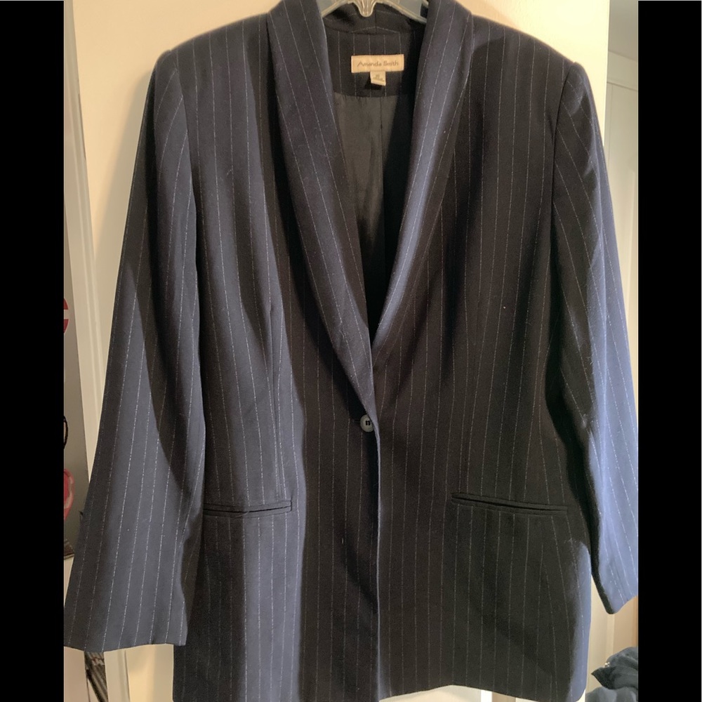 Amanda Smith blue pinstripe pant suit, size 16